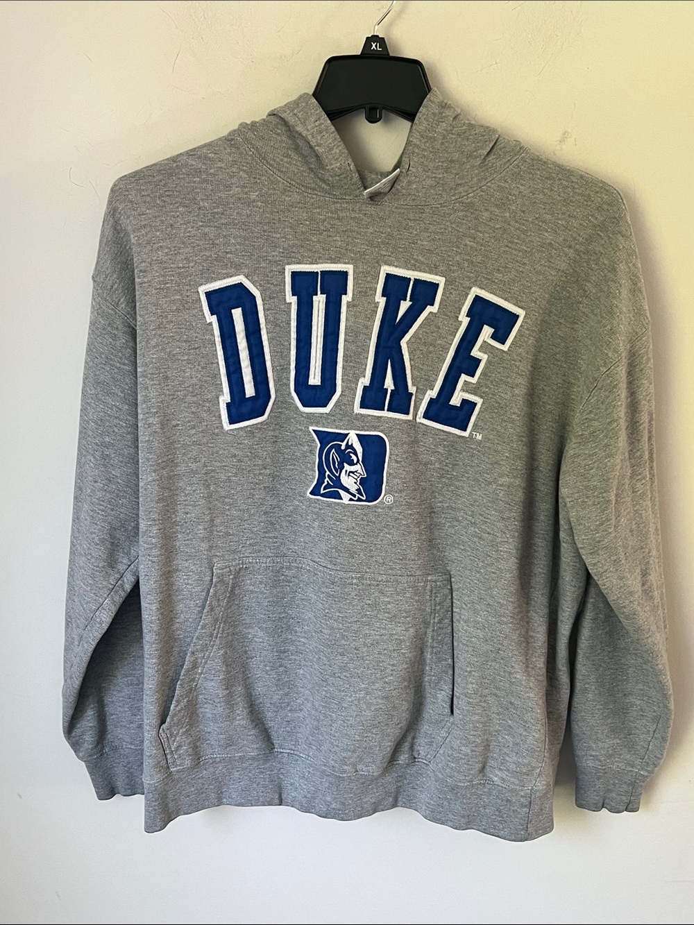 Duke Blue Devils e5 Gray Logo Hoodie Sweatshirt, size XL 🦋